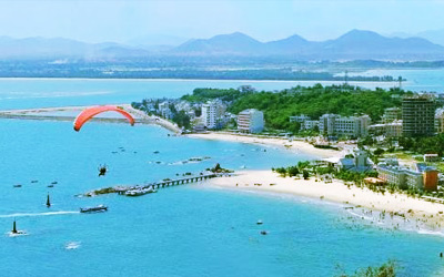 【海鲜大餐来袭】沙扒湾、水东湾、大垌山、豪叹海鲜大盆菜纯玩汽车1天(纯玩--茂名往返)