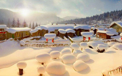 易起行-【冰雪雾凇】东方小巴黎哈尔滨、中国第一雪乡、亚布力滑雪、长白山天池、5星长白温泉、吉林雾凇、松花湖冬捕、雪地篝火6日(广州往返XZL T2)