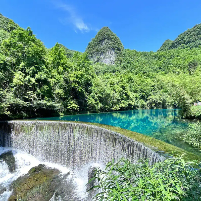 快乐大巴游--【大巴黔行·乐游贵州】贵州黄果树瀑布、坝陵河大桥、大小七孔、梵净山、西江千户苗寨、镇远古镇空调汽车纯玩六天
