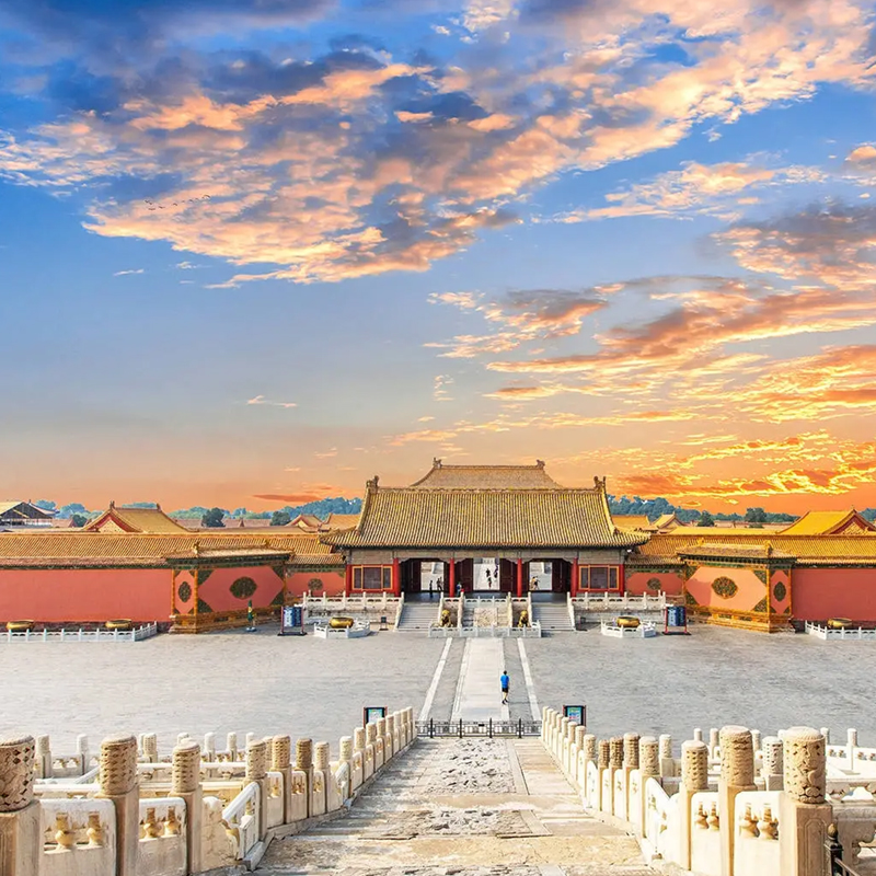 （目的地精选·目的地热销爆款）【帝都寻宝记】中国国家博物馆、中国科学技术馆、清华大学或北京大学、故宫博物院、八达岭长城、颐和园、天坛公园六天
